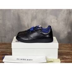 Burberry Low Shoes